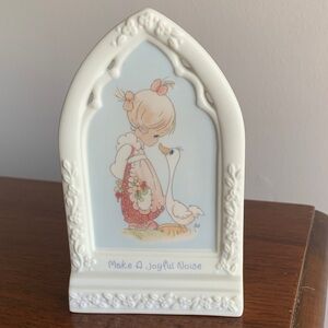Precious Moments White Arch Frame with Child and Goose